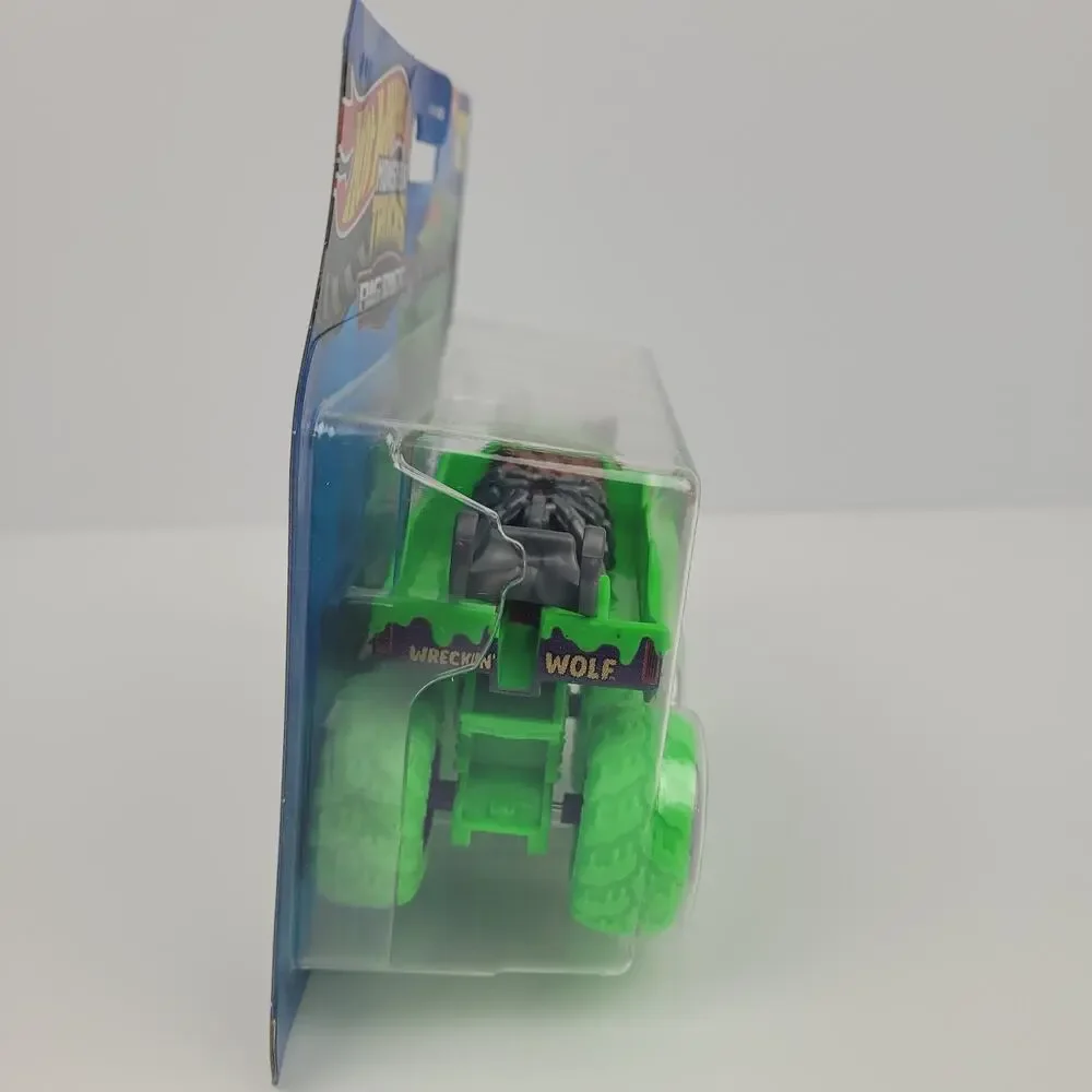 2026 Hot Wheels Monster Trucks Big Rigs Wreckin Wolf Green Purple 1:64 Diecast